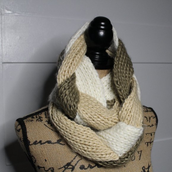Infinity Scarf - Picture 3 of 3